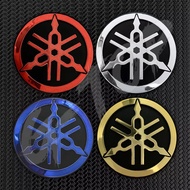 3d Logo Stickers Gold Color For Yamaha xmax YZF R FZ 728yz Size 50 Mm. Diameter 5 Cm. MT99