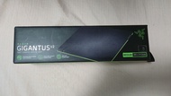 RAZER Gigantus V2 滑鼠墊 medium 電腦滑鼠墊 書墊 桌墊 布質滑鼠墊