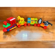 Second-Hand Authentic Duplo Lego 20-Piece Train The Wheels Move Realisticly (Only The Locomotive Bas