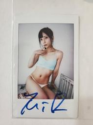 【F-4】＜●特典展示●＞AV女星《七澤米亞 七沢みあ》限量簽名拍立得 FAIR＆WAY fway018 2405