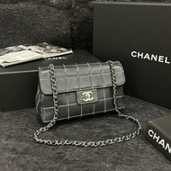 香奈兒/Chanel黑白格外縫線牛皮冰格大mini CF 鏈條包