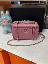 Chanel vanity with chain ,Chanel雙金球長盒子p100%Authentic,99%new 💎尖沙咀中港城門市