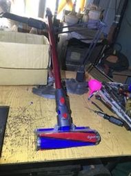 高雄 小港區 桂林 - 2手 Dyson 戴森 112232-04 - 原廠 吸塵器 碳纖維刷頭 電動滾輪地板刷 + 延