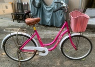 代友出售 SOLAR Princess 24吋 女裝單車, 泊街，現當零件車出售(請看內文）  HK$368.00