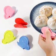 Creative Butterfly Kitchen Insulation Silicone Tray / Bowl Holder Oven Baking Thickened Anti-Hot Gloves Butterfly Clips