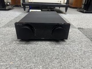 Cyrus One採用第三代混合D類放大器技術，左右聲道獨立輸出功率高達100 W  正常可試