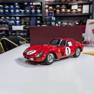 CMC 1: 18 Ferrari Ferrari 250GTO Alloy Car Model Collection Display