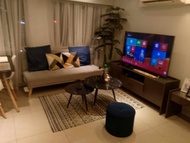 A2J Luxury 2BR BGC Suite Near High Street, Malls