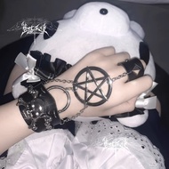 Asian Culture Dark Metal Rivets Pentagram Punk Skull Bracelet Hand Back Chain Street Dance Hip Hop B