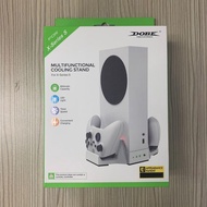 DOBE XBOX SERIES S MULTIFUNCTIONAL COOLING FAN STAND + BATTERY PACK - FLYHIGH