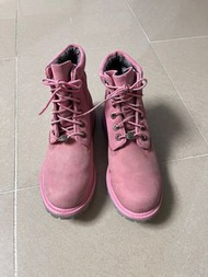 Timberland 粉紅色短靴