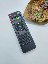二手 電視機遙控器一個