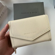 กระเป๋าสตางค์หน้าจดหมาย ขนาด 5.5 นิ้ว Outlet