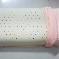 Lian A wavy pillow 26x50x6 cm