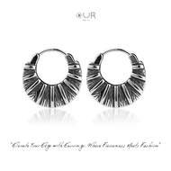 Our Totem  ต่างหูเจาะ วัสดุไทเทเนียมเกรดเครื่องมือแพทย์ (P157)