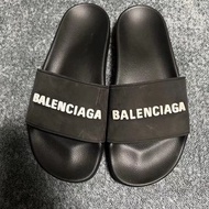 Balenciaga 巴黎世家拖鞋