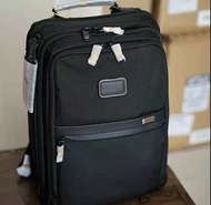 🌈                Tumi Alpha 3 窄版 拉鏈開合  背囊 大號 黑色