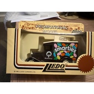 Lledo Promotional LP6 373A 1934 Model A Ford Van Smarties LOT2C5310 2029