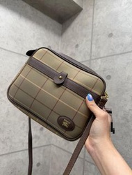 購置日本 Burberry格仔 中古 斜孭袋 斜挎包 包包 相機包 手機包 Vintage