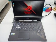 薄身打機i7-8750H 6核12線程接近12個CPU在運作gaming laptop ASUS ROG STRIX SCAR II GL504 GL504GM i7 generation 8，with GTX 1060 display Card 食雞LOL SIMS GTA5 PUBG COD等等都好暢順玩，敗家之眼