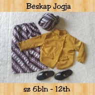 Baju Beskap Baju Adat Jawa Jogja Warna Mustard Emas usia bayi anak SD hinggag SMP laki-laki / baju t