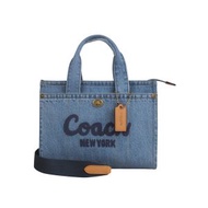 COACH Cargo 26 靛藍色牛仔布字母品牌刺繡托特包 時尚潮流[平行進口]
