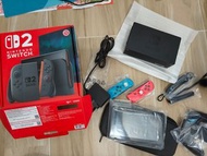 Switch 1  遊戲機 + 128 GB 記憶卡 (可送switch 2盒)