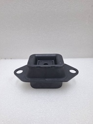 ยางแท่นเครื่องซ้าย NISSAN SYLPHY B17TMR18DE 11220-1KG0A (เป็นอะไหล่แท้ NISSAN)