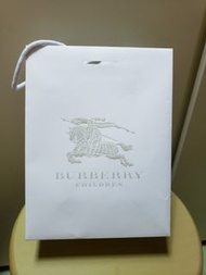 Burberry 紙袋