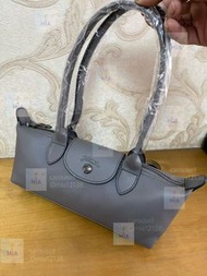 🦋Longchamp Le Pliage extra 牛皮 大象灰 長柄法棍包 腋下包 單肩包 中號 女款