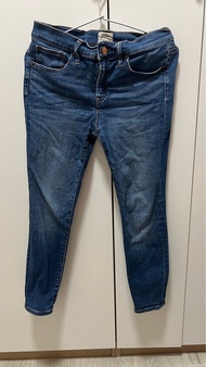 70 ％ New J Crew Blue Jeans 藍色牛仔褲