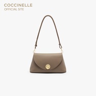 COCCINELLE กระเป๋าสะพายไหล่ผู้หญิง รุ่น NIKLA SHOULDER BAG 120101 สี WARM TAUPE/ROSETTE