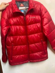 Columbia turbodown 紅色羽絨外套