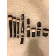 Hourglass Face Brush (Single Brush)