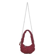 CARLYN MERRY H74346010