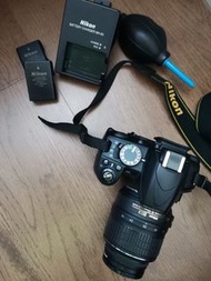 Nikon D3100  (連2舊原裝電池，充電器，鏡頭 ，相機袋套裝)