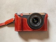 Leica X1 with A&A case