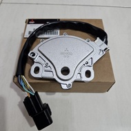 PAJERO SPORT 2009 - 2015 AUTOMATIC INHIBITOR SWITCH 8064A053