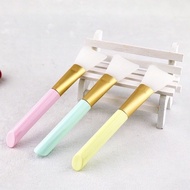(COMBO 2) Silicone brush used to apply masks..