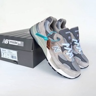 New Balance 992 Gray Shoes