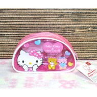 三麗鷗 正版授權 Hello Kitty 透型D型筆袋 收納包 萬用包 化妝包 刷具包 防水包 手拿包 置物包 凱蒂貓