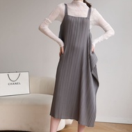 ✘ 7919 Free Size Spring Summer Autumn Pleated Fashion Casual U-Neck Suspender Dress