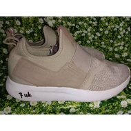 PONY SLIP ON SIZE 7UK