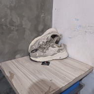 PROMO ! MURAH sepatu fila second original