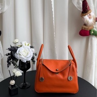 Hermes愛馬仕 愛馬仕橙 lindy26 塵袋。