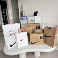 25 New Style Genuine Counter NIKE NIKE Line Paper Bag Shopping Bag Tote Bag Tote Bag Gift Bag