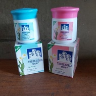 Hazeline Three Girls Snow Tiga Dara 60 gram 1 PCS/ Cream Pelembab Wajah