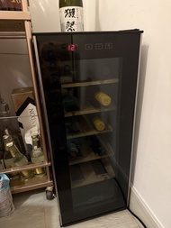 wine refrigerator     恒温酒柜 - Vinvautz 名望 - 12支裝 單溫區酒櫃 Vinvautz VZ12BHK 12 Bottles Single Zone Wine C