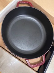 Staub 28cm 平底鑊