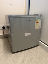Dometic 迷你雪櫃 45L